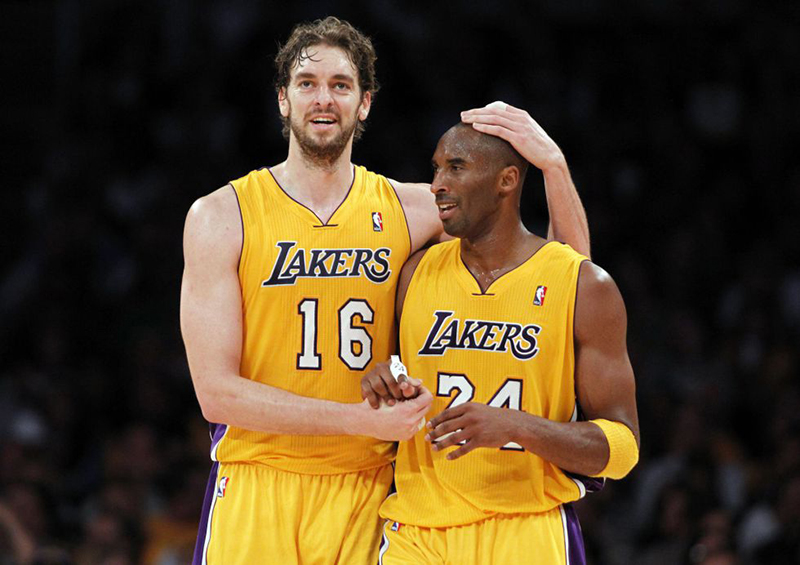Kobe Bryant ve a Pau inmortalizado en el Staples Center