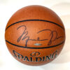 Balón Spalding oríginal firmado por Michael Jordan