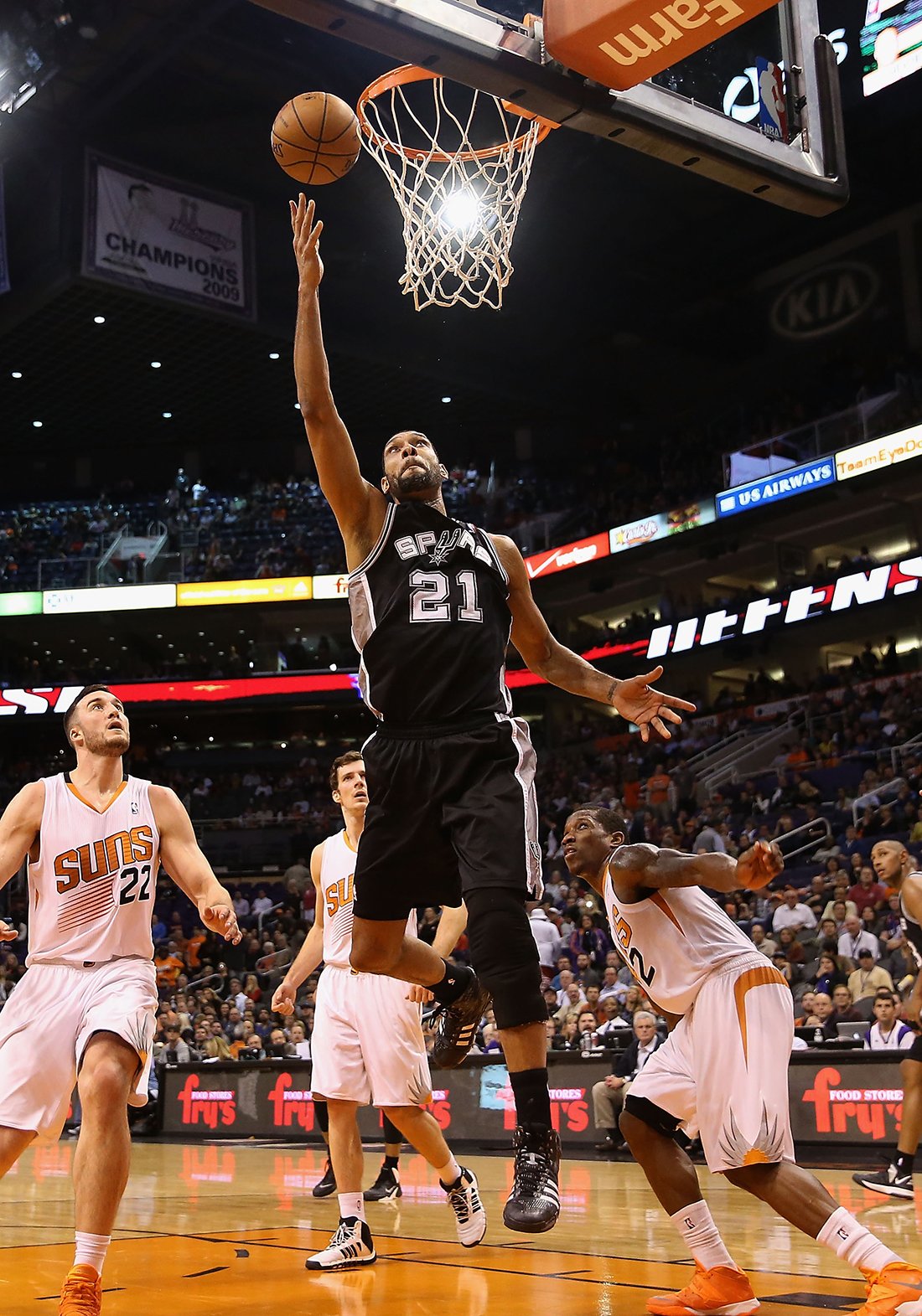San Antonio Spurs v Phoenix Suns, Tim Duncan en viva basquet