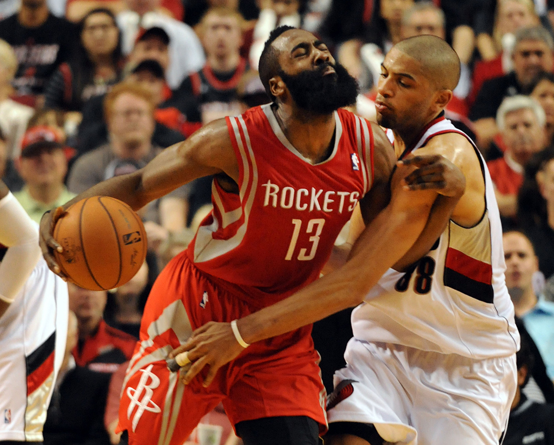 James Harden de Houston Rockets v Portland Trailblazers Ð Game Three en viva basquet