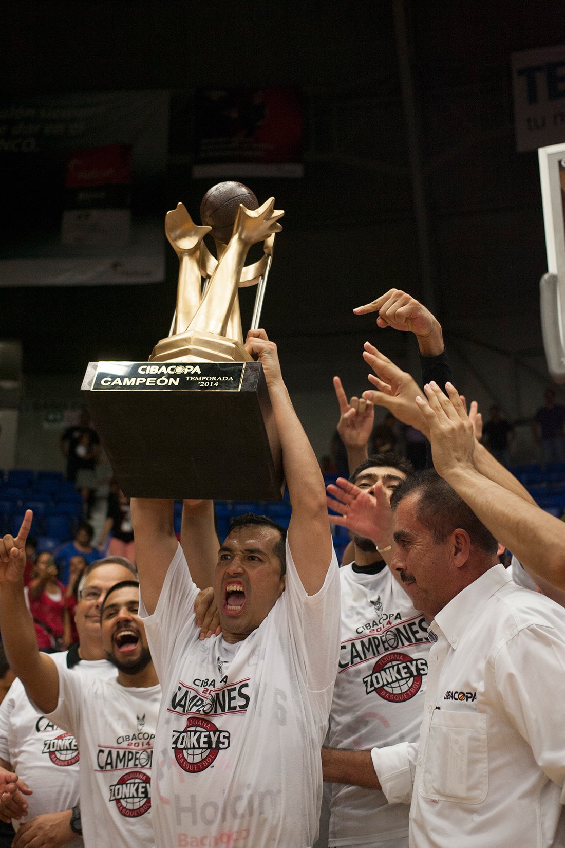 ZONKEYS campeones de la cibacopa 2014 en viva basquet