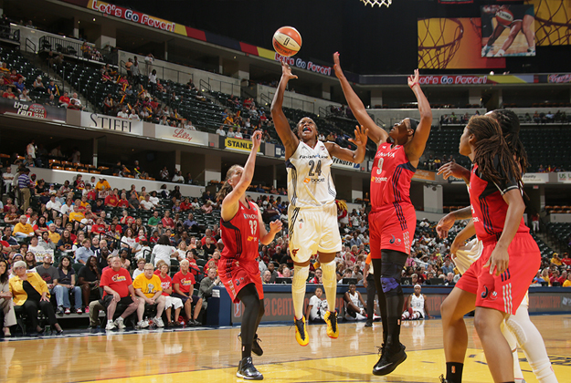 Arrancaron los playoffs de la WNBA en viva basquet