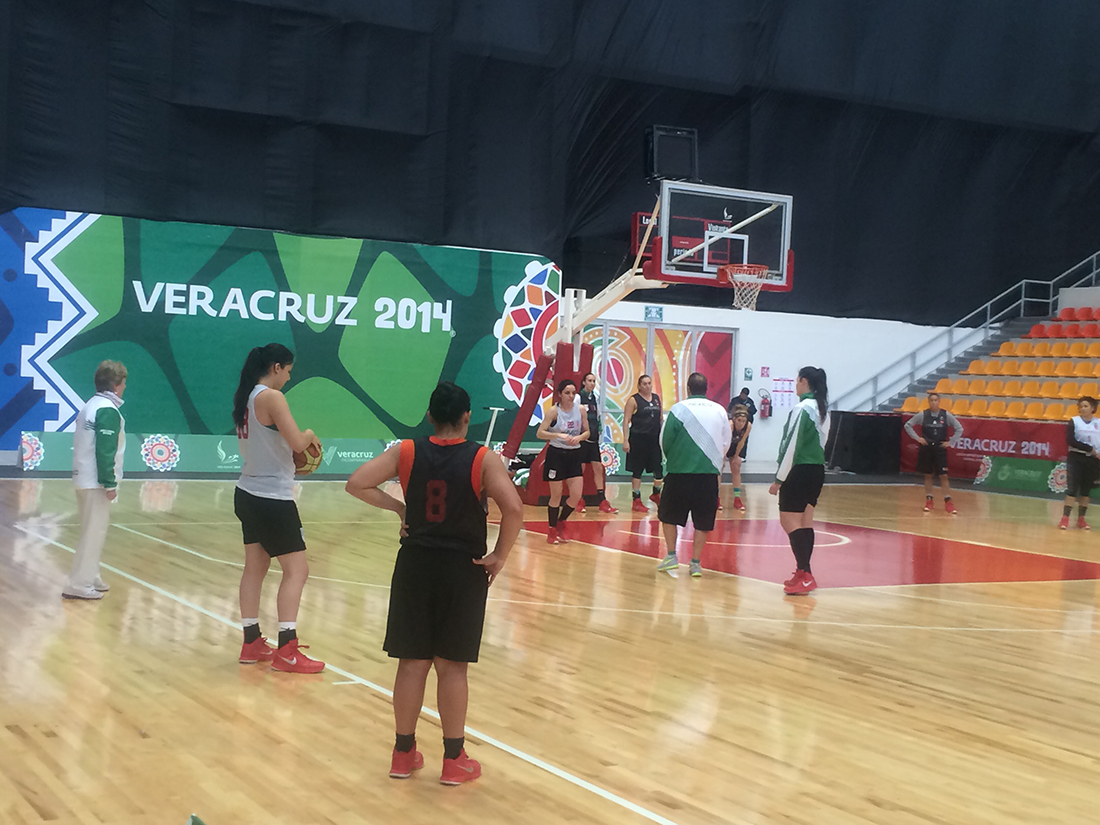 La selección mexicana de basquetbol Femenil inicia su camino en Centroamericanos.