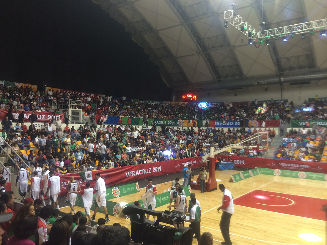 Selección mexicana basquetbol debuta con triunfo en Veracruz.
