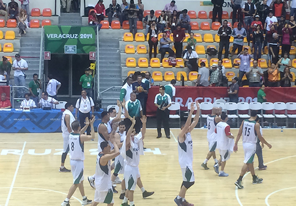 Selección mexicana basquetbol debuta con triunfo en Veracruz.