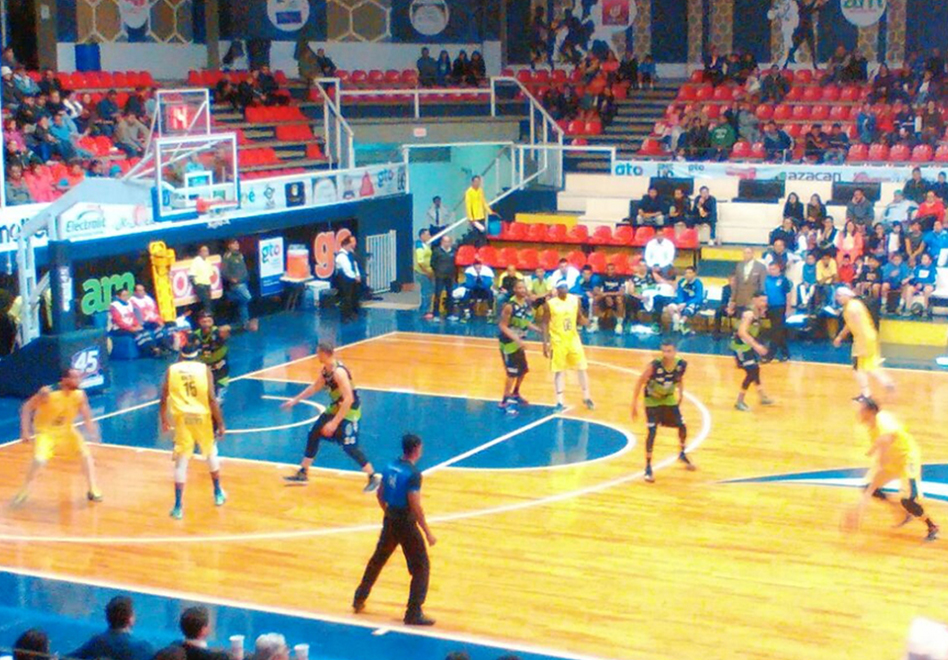 Halcones Rojos y Xalapa toman vuelo en la LNBP en viva basquet