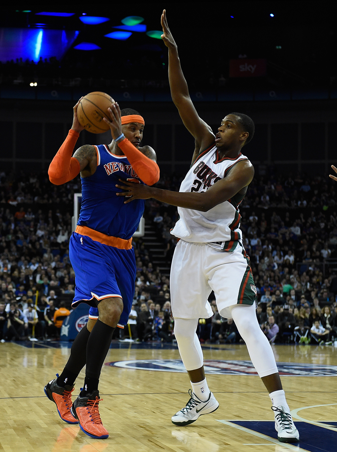 Regresó Carmelo, pero los Knicks no levantan por viva basquet