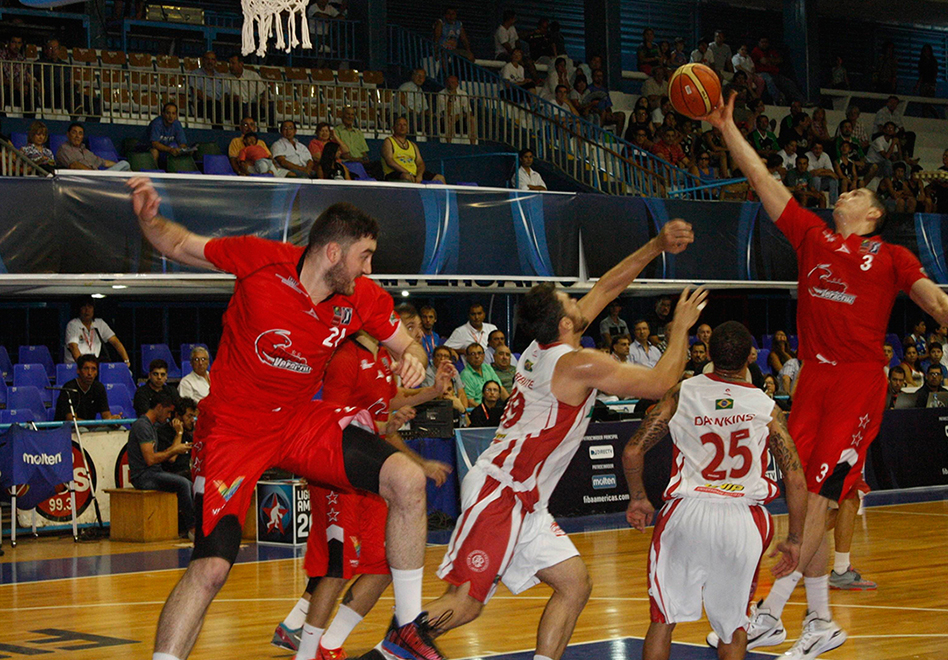 Halcones Rojos inicia con triunfo en la Liga de Las Américas por viva basquet