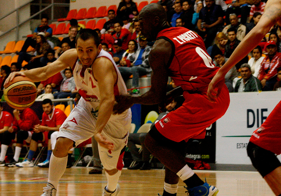 Halcones Rojos retoma la ventaja sobre Gigantes por viva basquet