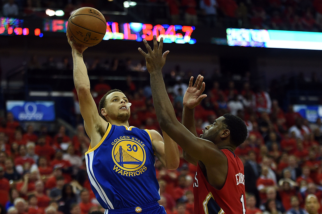 Curry comanda un histórico regreso ante Pelicans por viva basquet