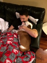 KLAY THOMPSON con su perro ROCCO en vivabasquet.com