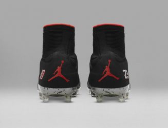 Zapatos de Neymar con el logo de Jordan Foto 2