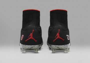 Zapatos de Neymar con el logo de Jordan