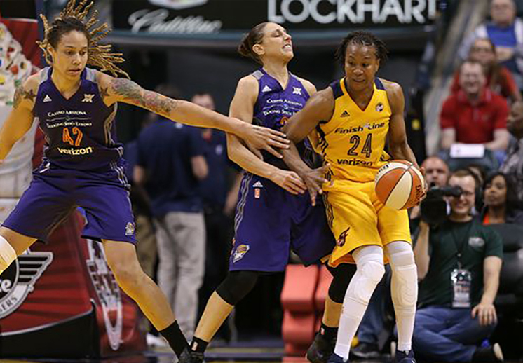 Phoenix y Atlanta siguen con vida en la WNBA thumb