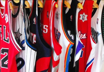 thumbnail. Los uniformes de la NBA con nuevo patrocinador para 2017