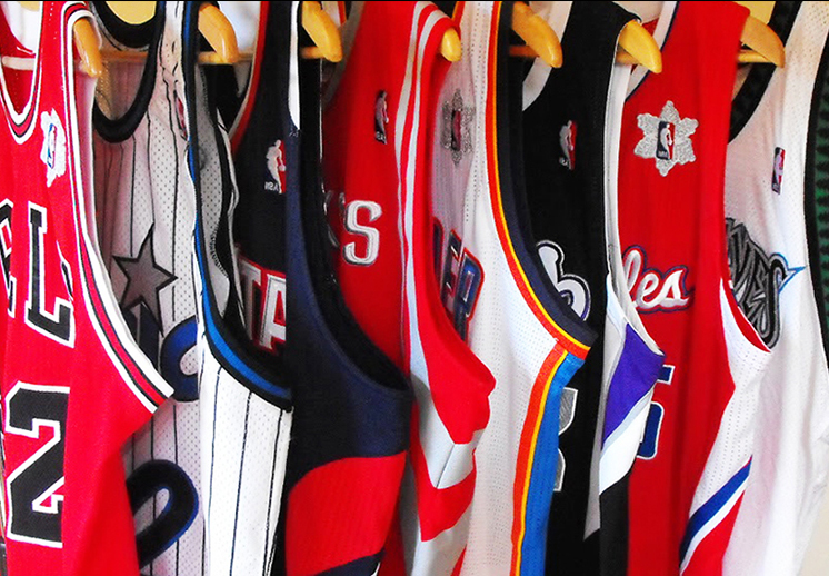 thumbnail. Los uniformes de la NBA con nuevo patrocinador para 2017