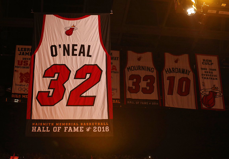 Miami Heat retiró el jersey de Shaq en una emotiva ceremonia
