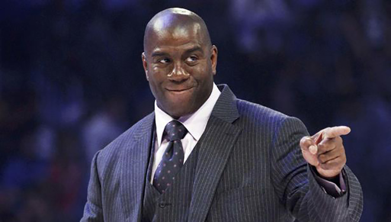 Magic Johnson regresará con los Lakers