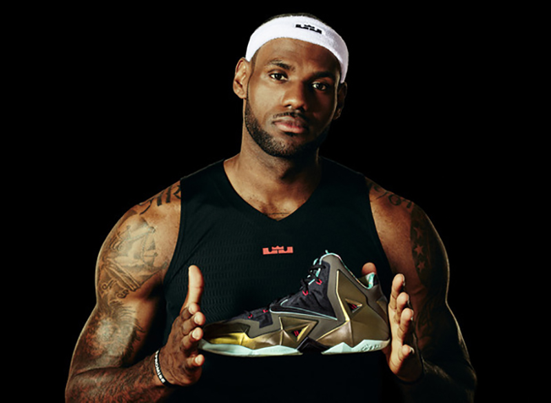 LeBron James. Nike ($32 millones de dólares)