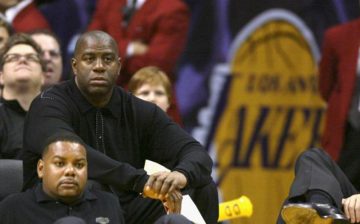 Otra multa para Lakers cortesía de Magic Johnson
