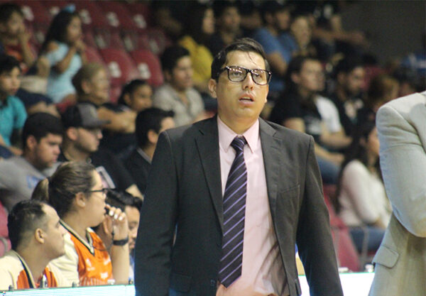 El coach Mike Corona a la liga venezolana | Viva Basquet