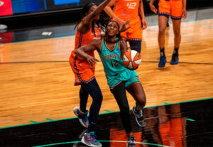 Michaela Onyenwere elegida como Novata del Año en la WNBA