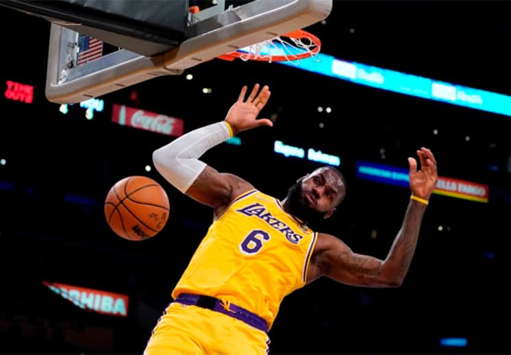 Los Lakers pierde a LeBron James por lesión